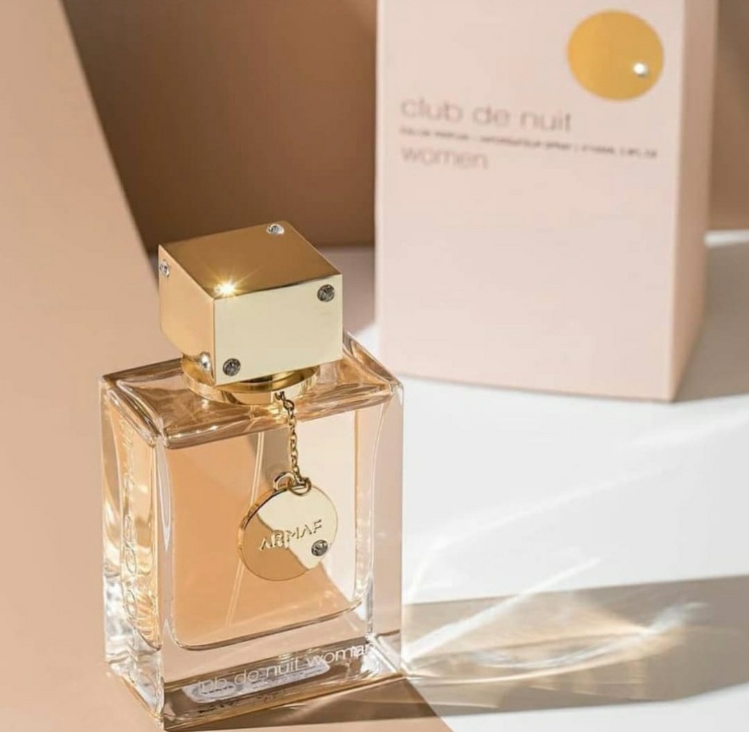 Club de Nuit Woman Armaf 105 ML para Mujeres.